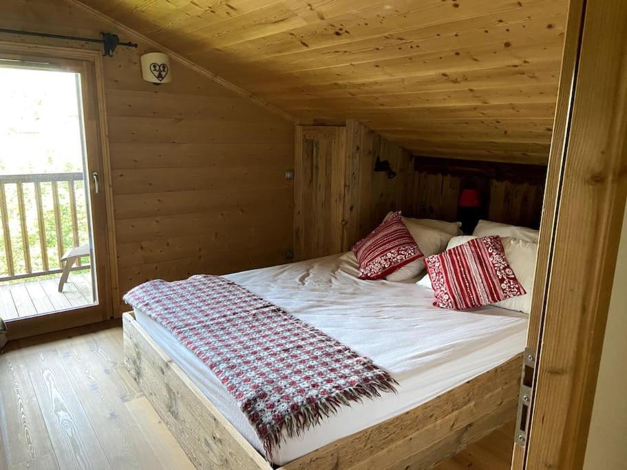 Three Bedroom Apartment, Samoens, Grand Massif ภายนอก รูปภาพ